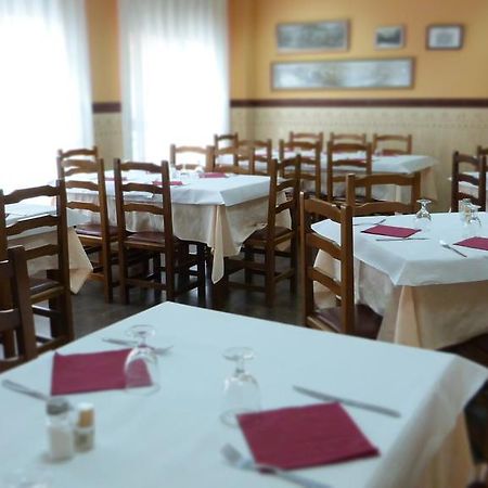 Hostal Restaurante La Masia Vila-real المظهر الخارجي الصورة