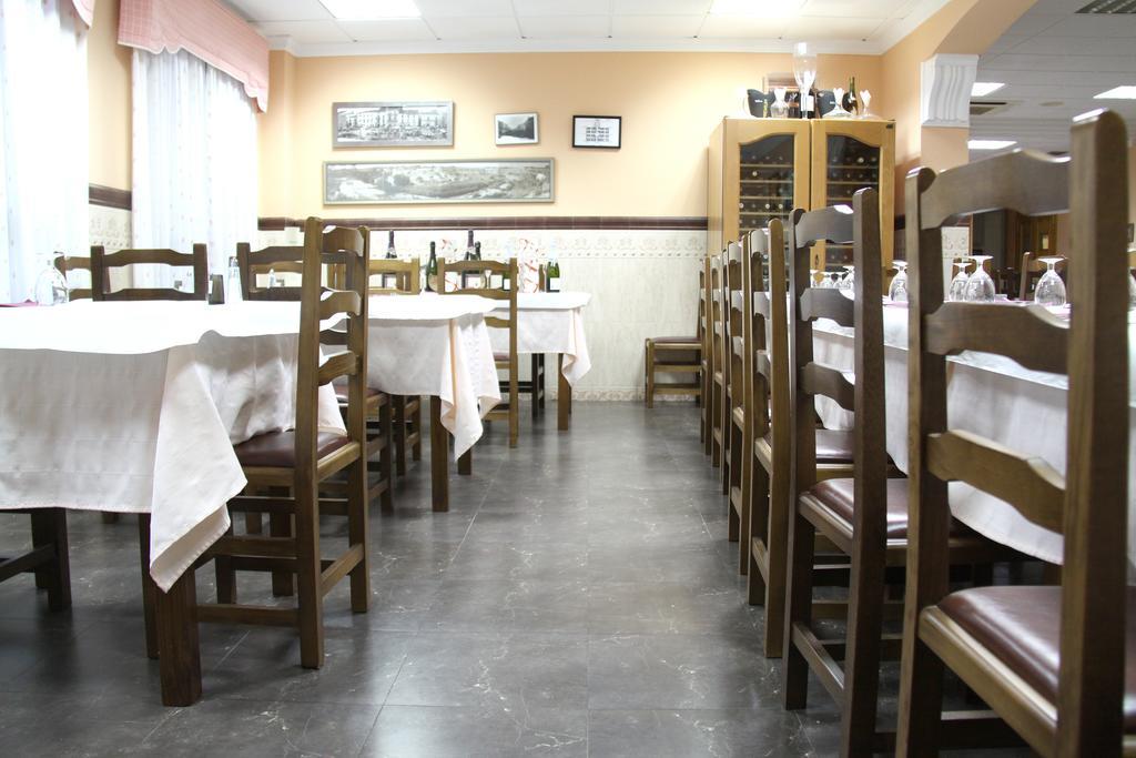 Hostal Restaurante La Masia Vila-real المظهر الخارجي الصورة