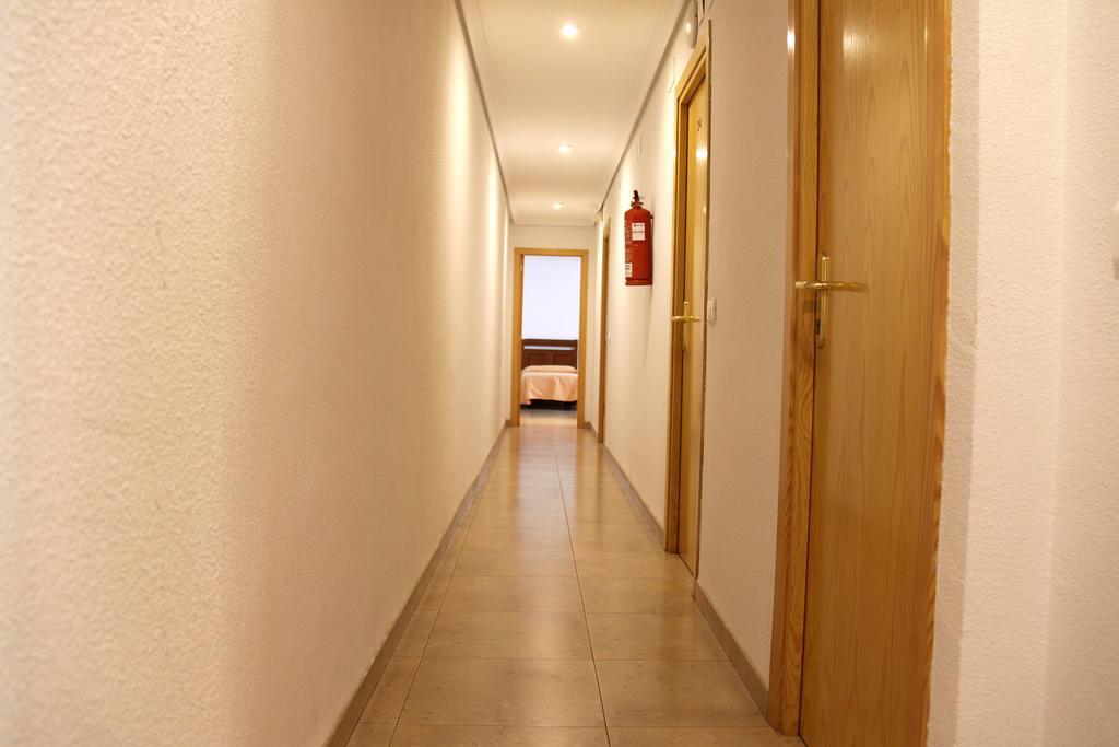 Hostal Restaurante La Masia Vila-real المظهر الخارجي الصورة
