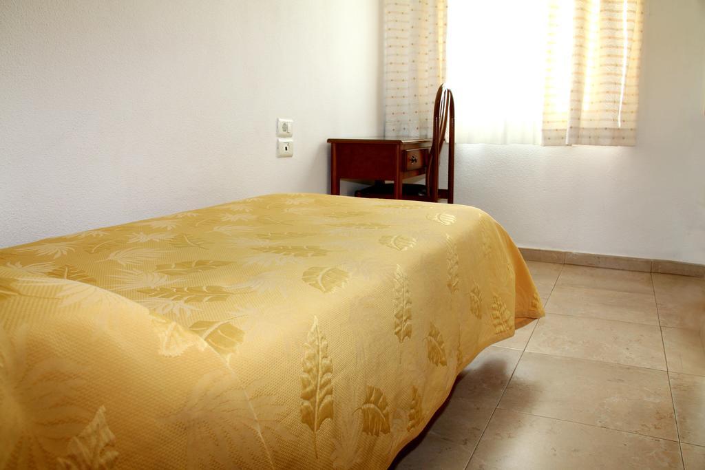 Hostal Restaurante La Masia Vila-real المظهر الخارجي الصورة