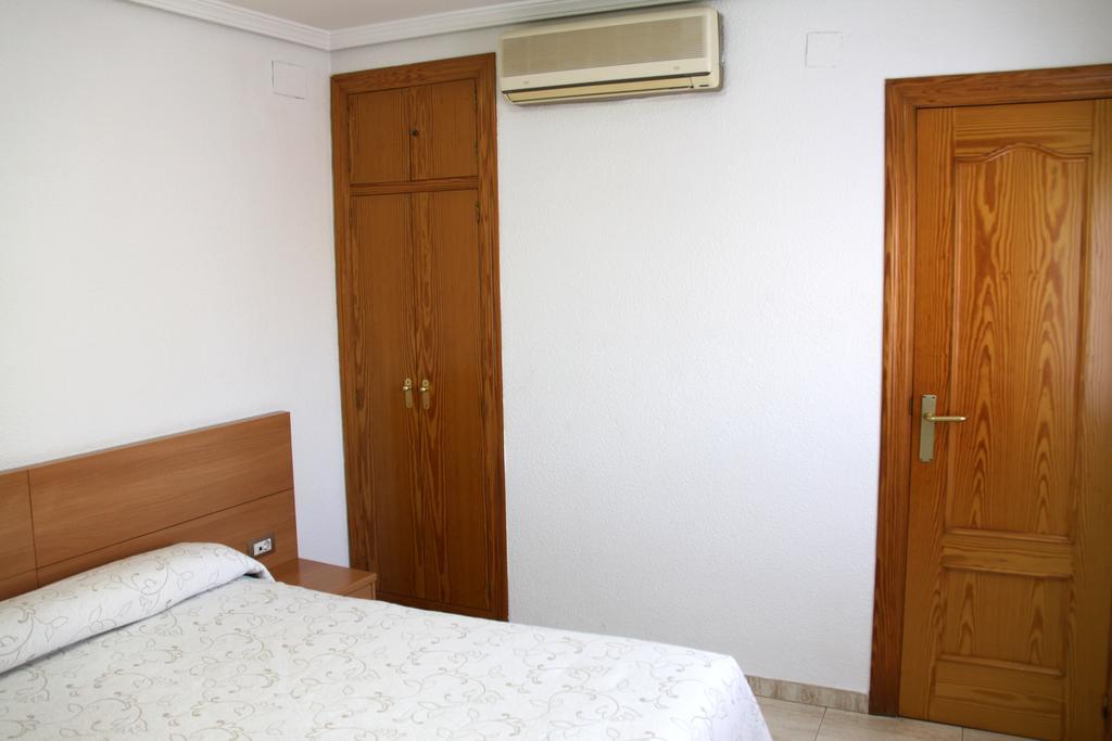 Hostal Restaurante La Masia Vila-real المظهر الخارجي الصورة