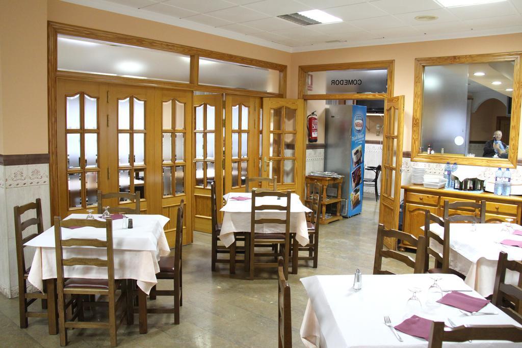 Hostal Restaurante La Masia Vila-real المظهر الخارجي الصورة