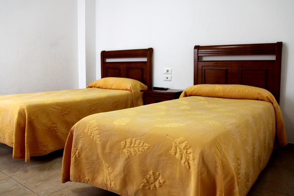 Hostal Restaurante La Masia Vila-real الغرفة الصورة