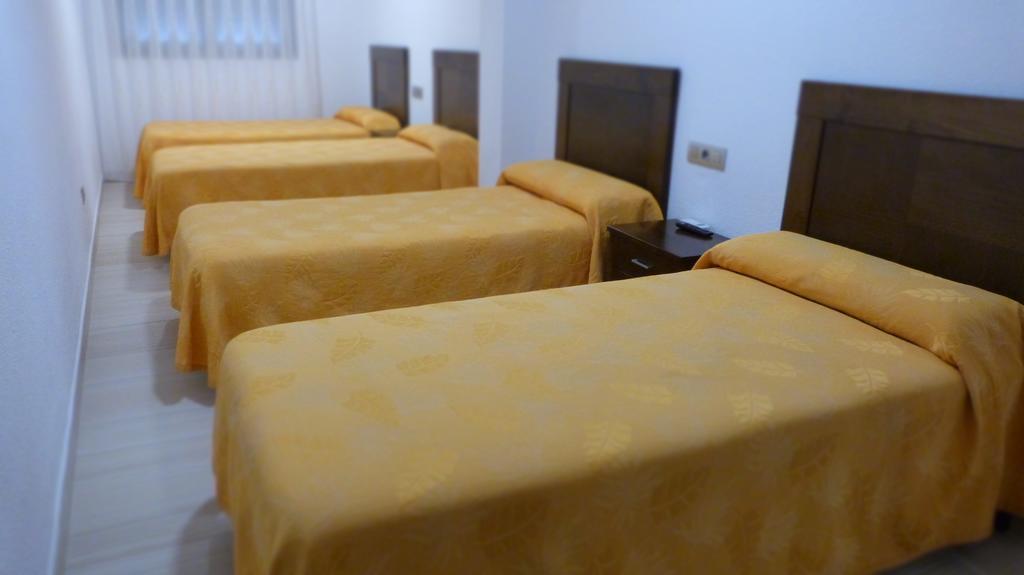 Hostal Restaurante La Masia Vila-real المظهر الخارجي الصورة