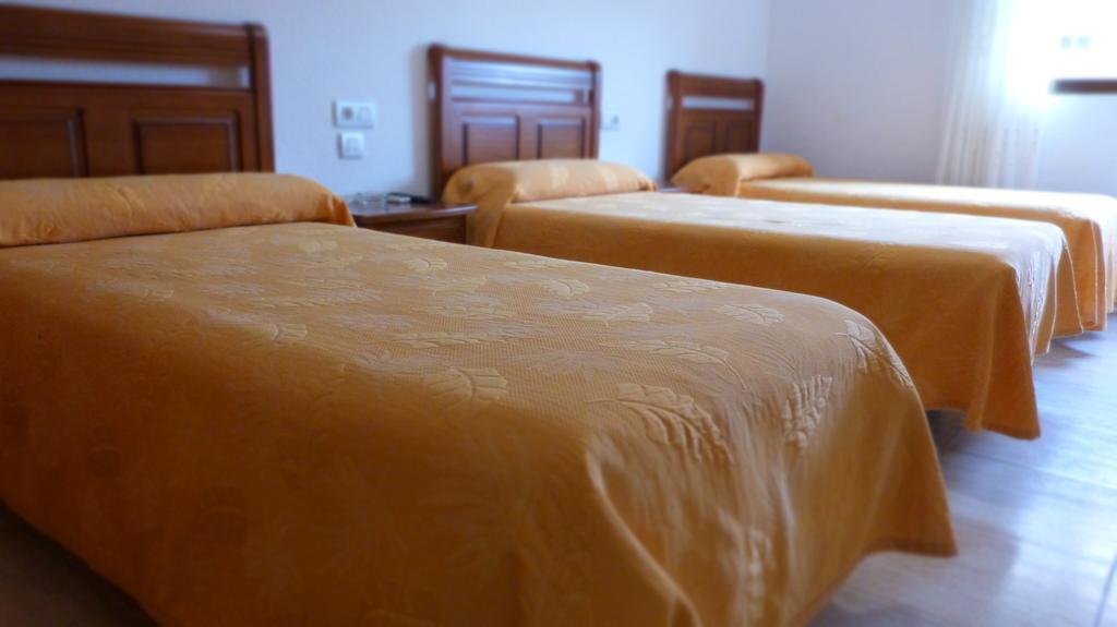 Hostal Restaurante La Masia Vila-real المظهر الخارجي الصورة