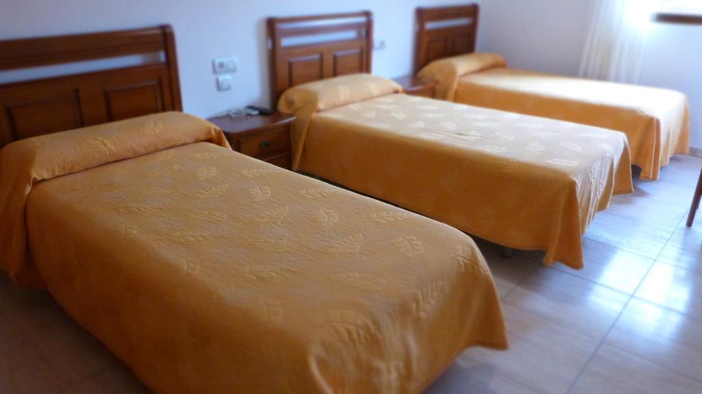 Hostal Restaurante La Masia Vila-real المظهر الخارجي الصورة