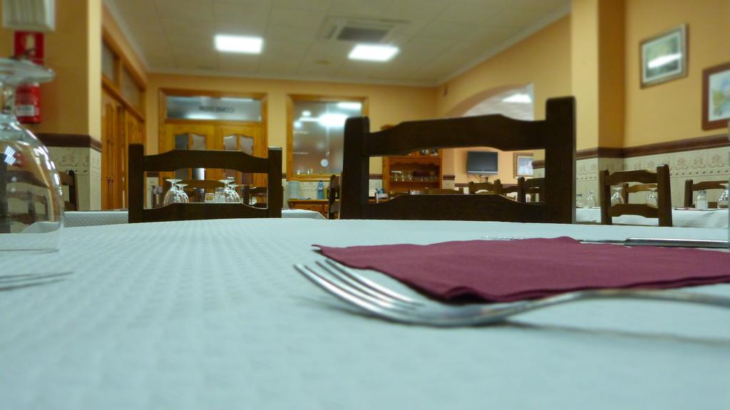 Hostal Restaurante La Masia Vila-real المظهر الخارجي الصورة