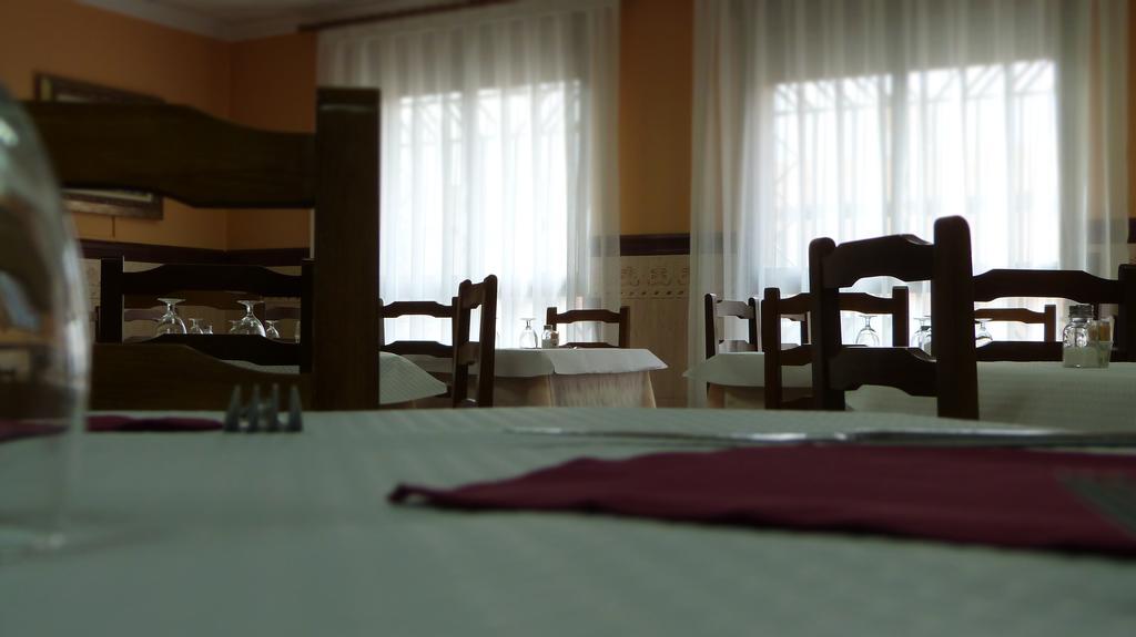 Hostal Restaurante La Masia Vila-real المظهر الخارجي الصورة
