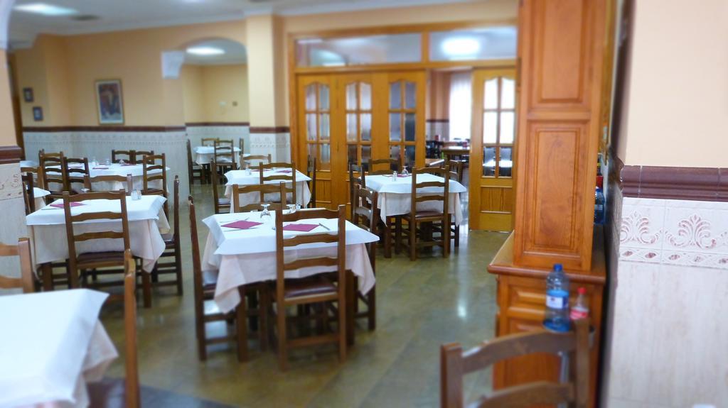 Hostal Restaurante La Masia Vila-real المظهر الخارجي الصورة