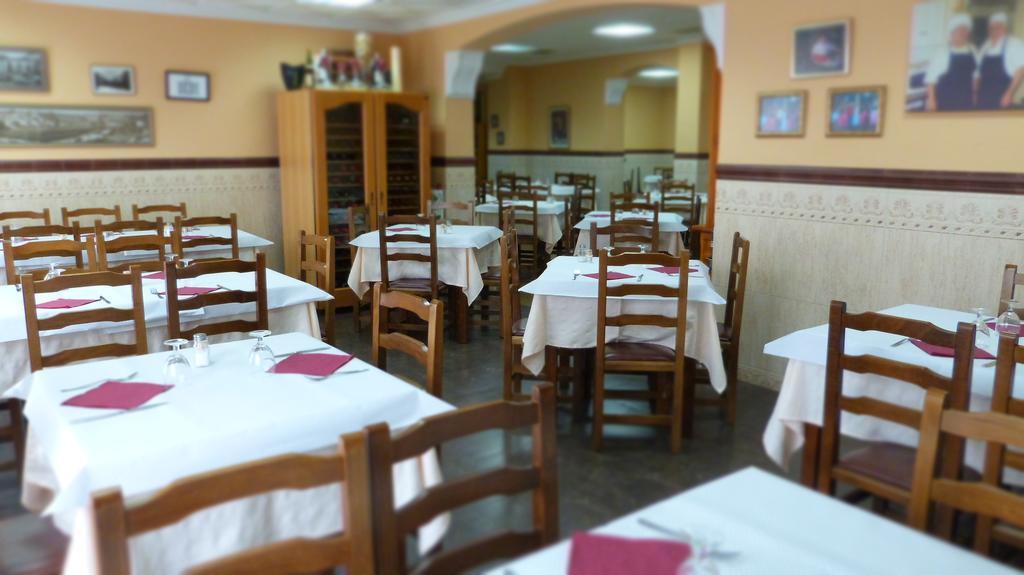 Hostal Restaurante La Masia Vila-real المظهر الخارجي الصورة