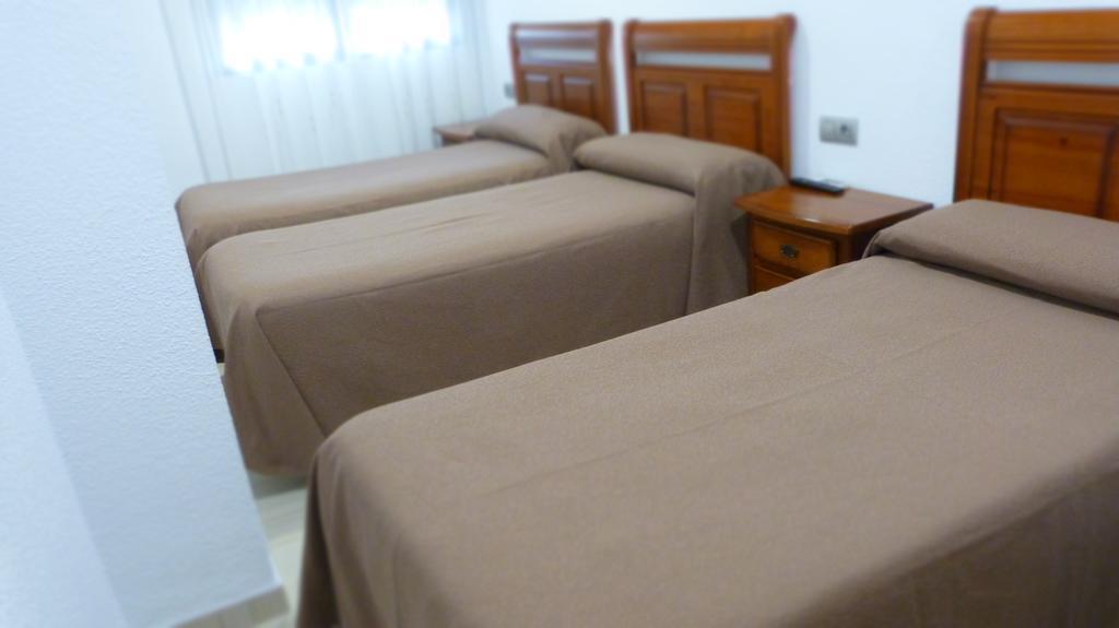 Hostal Restaurante La Masia Vila-real المظهر الخارجي الصورة